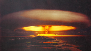2024/07/the-bomb-01.jpg