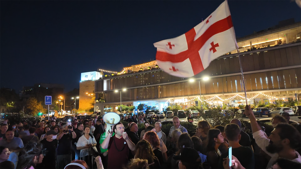 A Tbilisi i giornalisti scendono in piazza (sperando che non sia troppo tardi) - 