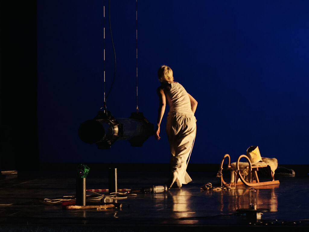 Credere nella bontà, non nel bene. Intervista a Mariangela Gualtieri - 